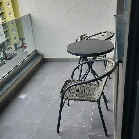 Valcom Residents Coresi 2 Апартаменти